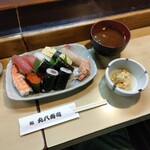 Maruhachi Zushi - 中寿司ランチ