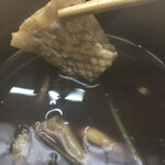 すし鶴 - 具は冷たいから しばらく置いとくのが吉。