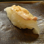 弥助鮨 - カワハギは肝で美味しくいただきました