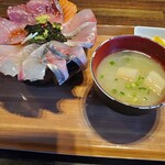 海鮮丼てんや 箱崎ふ頭店 - 