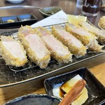 黒豚の館 - 