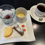 ステーキ・洋食のTANTO屋 - デザートとドリンク　2024.1