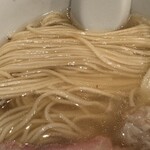 支那ソバ 小むろ - 美しい麺線