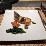 海鮮 イタリアンバル ルチアーノ - 鮮魚とホタテのソテーバジルソースカラスミの味わいを添えて(鮮魚はもちろんスズキです！)