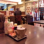 とんかつ だるま - カ8席/テーブル10席