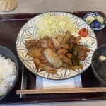 Kushikatsu Semmon Ten - 大阪ホルモン焼き定食　900円
