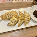 肉バル グリル＆バーベキュー プラチナミート - 