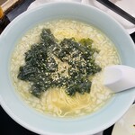 あきら食堂 - 塩わかめラーメン