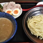 宝来 - 濃厚醤油つけ麺