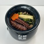 淡路屋 - 台鉄友好協定締結記念 ひっぱりだこ飯　１３８０円　（4940182501208）　(2024/01)