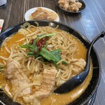 ラーメン食堂 ろくの家 - 