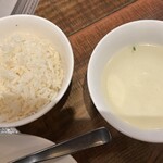 海南鶏飯食堂5 - 海南ライスとスープ