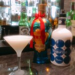 餃子 バー SUU - ホワイト✖️ホワイト