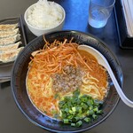 胡麻ラーメン 極 - 