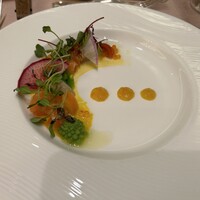 ホテル日航福岡 - 前菜はサーモンとホタテのマリネの柑橘風味。