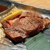 鉄焼酒房 蜂ヤ - 料理写真:熟成牛ロースステーキ