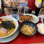 ラーメン山岡家 - 