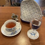 サロン・ド・テ ロザージュ - 