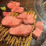 焼肉 縁むすび - 