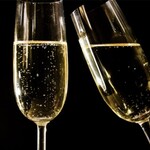 良質なスプマンテ各種♪じゃんけんでボトル含め、半額になるかもしれません‼️