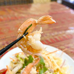 プリックタイ - ヤム・タクライ　海老ぷりっぷり〜　プリッキーヌの柔らかいピリ辛さと甘酸っぱさが〜絶品っぷり！　byまみこまみこ