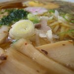 ラーメンゆうじ - ラーメン（シナチクがぁ、、、、＾＾；）