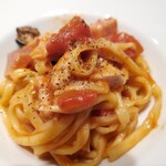 海鮮 イタリアンバル ルチアーノ - まぐろのトマト味パスタ