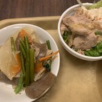 HOTEL ROUTE INN - 大根と豚バラのオイスター炒め　野菜サラダ