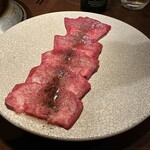 炭火焼肉じゃいあん - 