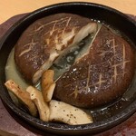 Yamano Saru - 期間限定ジャンボ椎茸ステーキ