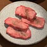 炭火焼肉じゃいあん - 