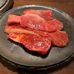炭火焼肉じゃいあん - 