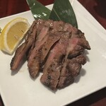 肉バル アモーレ - 牛タンの塩焼き