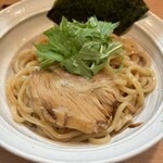 旋 - 極太麺と煮豚バラチャーシュー