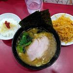 ラーメン 杉田家 - ラーメン並860円＋玉ねぎチャーシュー220円＋小ライス120円