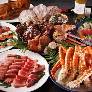烤肉和日式、西式、中式自助餐，提供包括红帝王蟹在内的 150 多种菜肴
