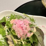 横浜なだ万 - リッチリーフサラダ（富士山）