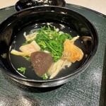 横浜なだ万 - 清汁仕立てフグ身（楓）