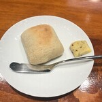 馳走西健一 - パン、海藻バター