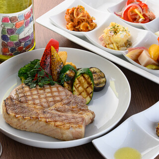 The tender, carefully selected pork Steak course is highly recommended. Also for health conscious people◎