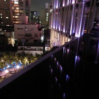 TWO ROOMS - 