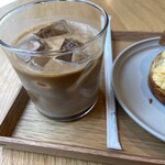 MONNAKA COFFEE - アイスカフェラテ近影
