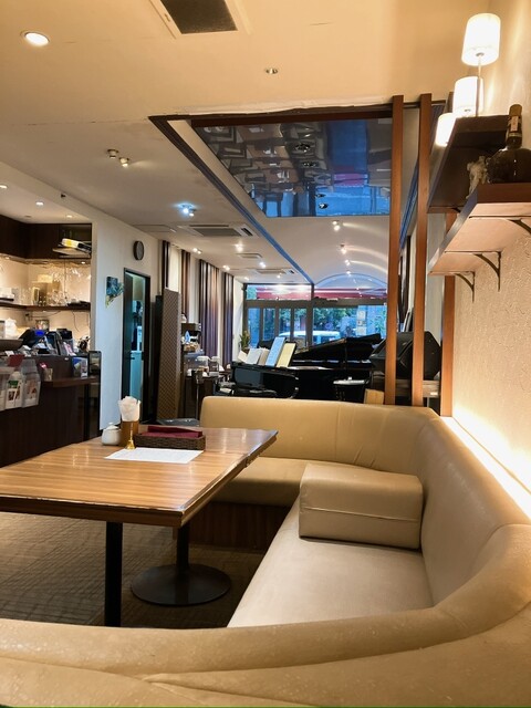 知るカフェ 東京大学前店 - 本郷三丁目/カフェ | 食べログ