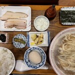 炭火焼濃厚中華そば 奥倫道 - 