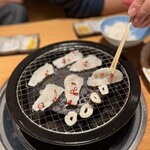 Shingi Tai Urufu - 焼きふぐ じょう身3種 ネギ塩、にんにく、辛味噌