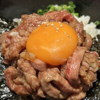 焼肉家 KAZU 神楽坂 - お肉が上質、味があって柔らかい。