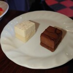 Resutoran Tsuta - 一口サイズのケーキ