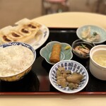 Gyouza Mania - ランチ餃子定食