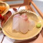 鮨 極 - たいの昆布〆とトロタク