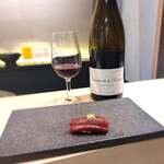 鮨 極 - 赤身漬けと赤ワイン